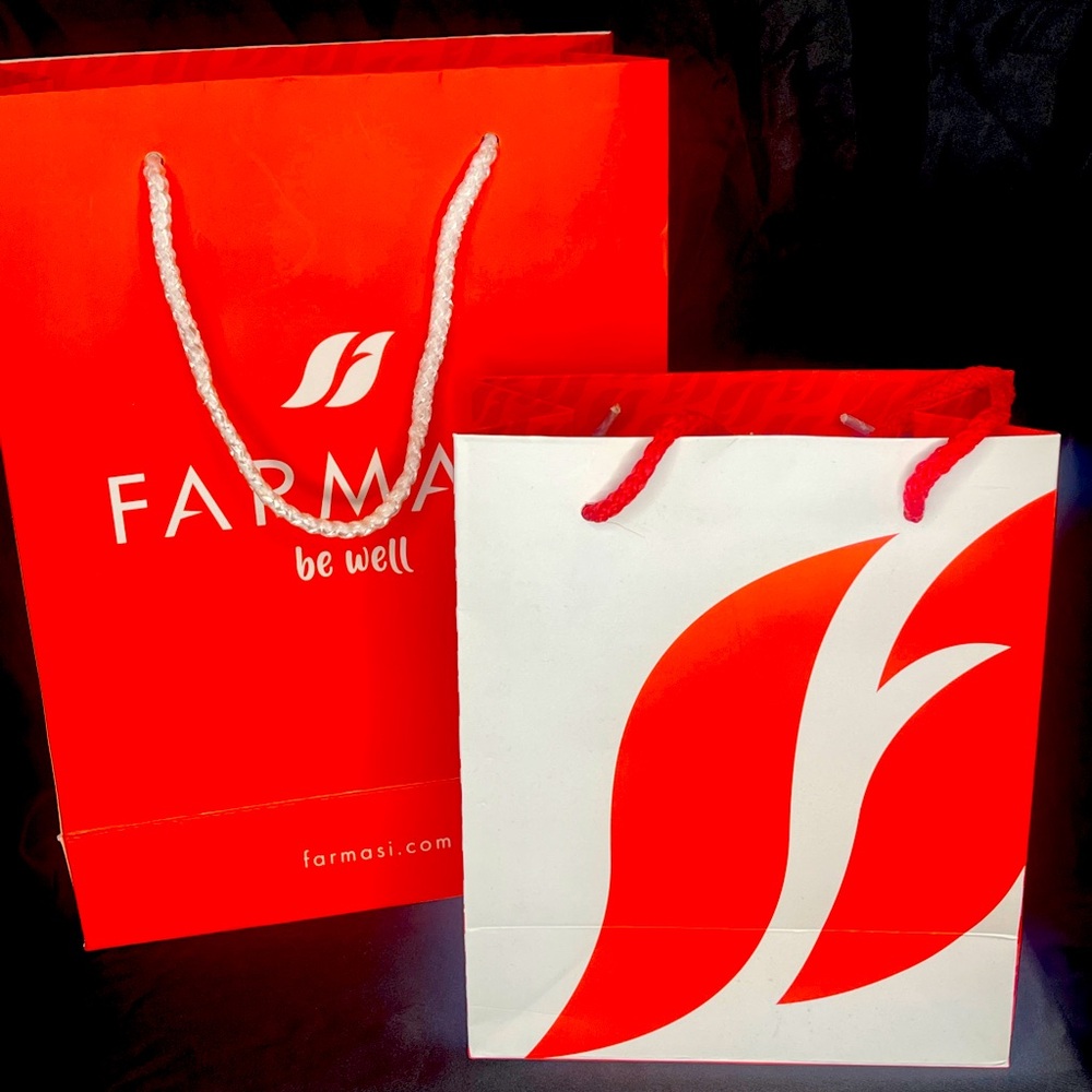 Mystery bags of new beauty supplies